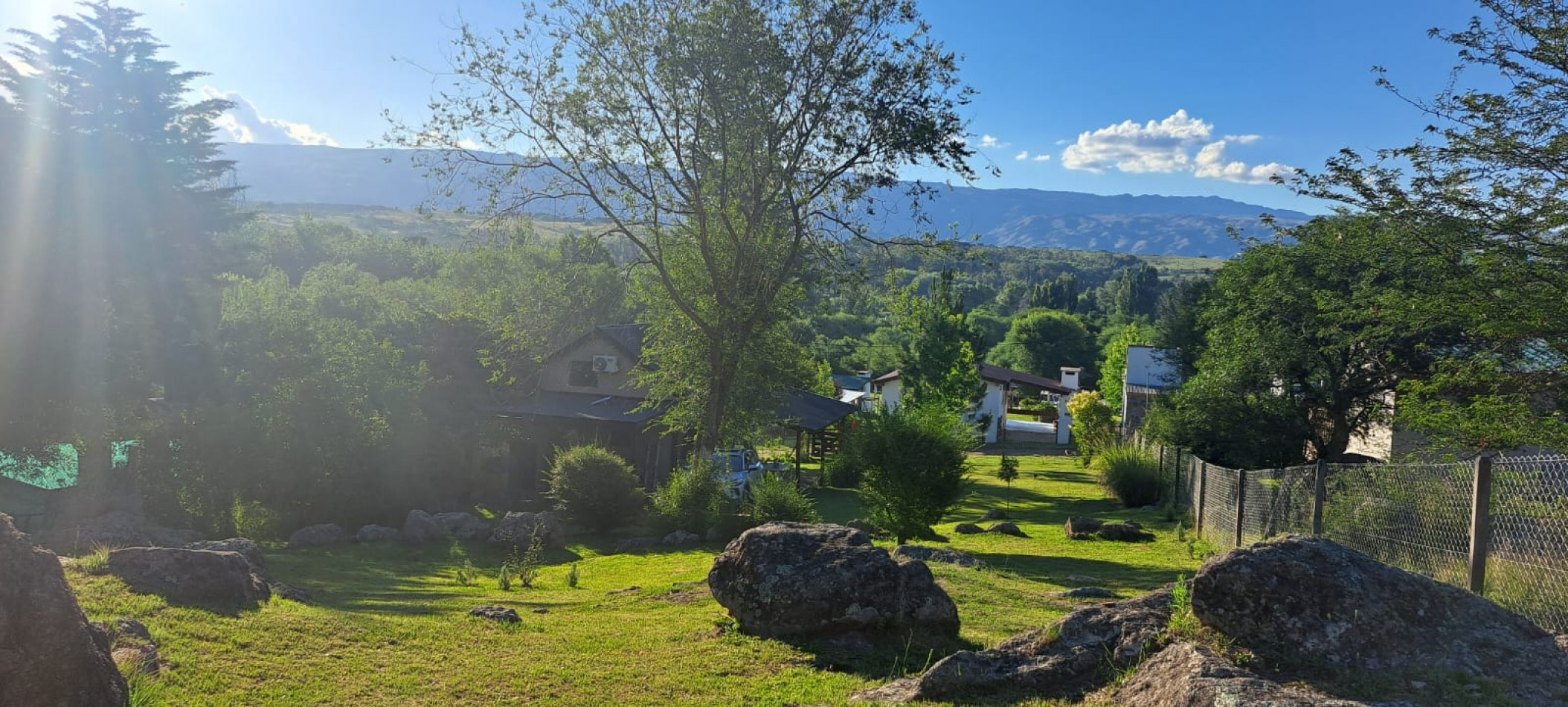 Cabaña Venta Yacanto 2 dormitorios Ubicacion Exclusiva Buenas Vistas Luz Agua Escritura Amplio Terreno
