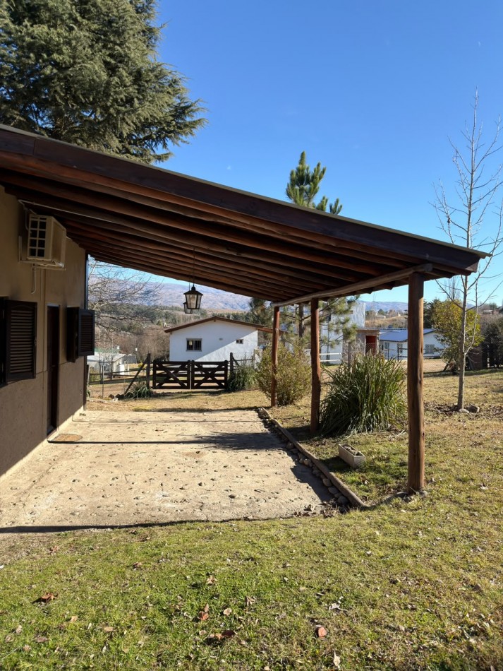 Cabaña Venta Yacanto 2 dormitorios Ubicacion Exclusiva Buenas Vistas Luz Agua Escritura Amplio Terreno