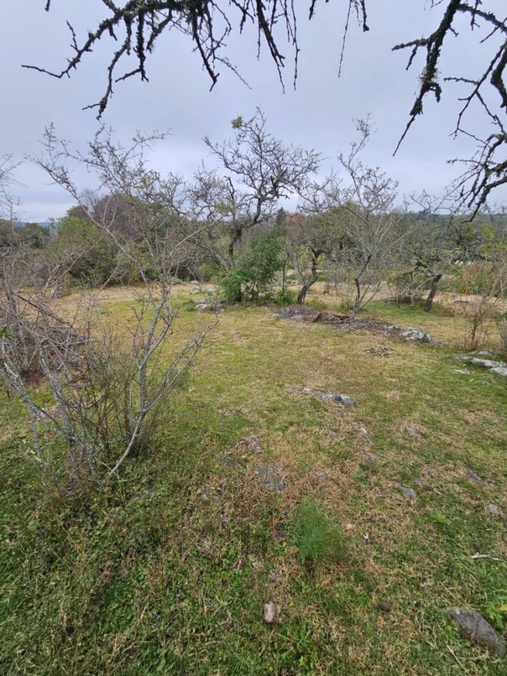 Lote venta El Parador de la Montaña 2000 m². Escritura. Luz y agua en la puerta. Vistas. Santa Rosa de Calamuchita.