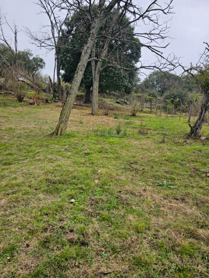 Lote venta El Parador de la Montaña 2000 m². Escritura. Luz y agua en la puerta. Vistas. Santa Rosa de Calamuchita.