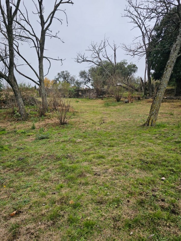 Lote venta El Parador de la Montaña 2000 m². Escritura. Luz y agua en la puerta. Vistas. Santa Rosa de Calamuchita.