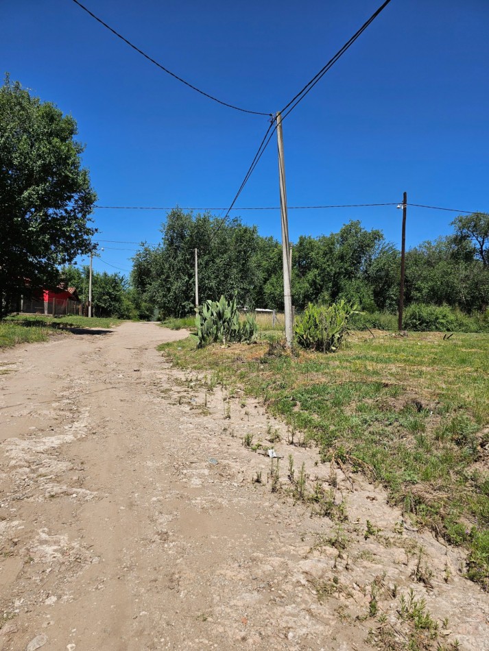 Lote en Venta Santa Rosa de Calamuchita Villa Strada 684 m² Vistas Sierras Chicas Y Grandes Entorno Seguridad Escritura 4 cuadras del Rio Luz Agua