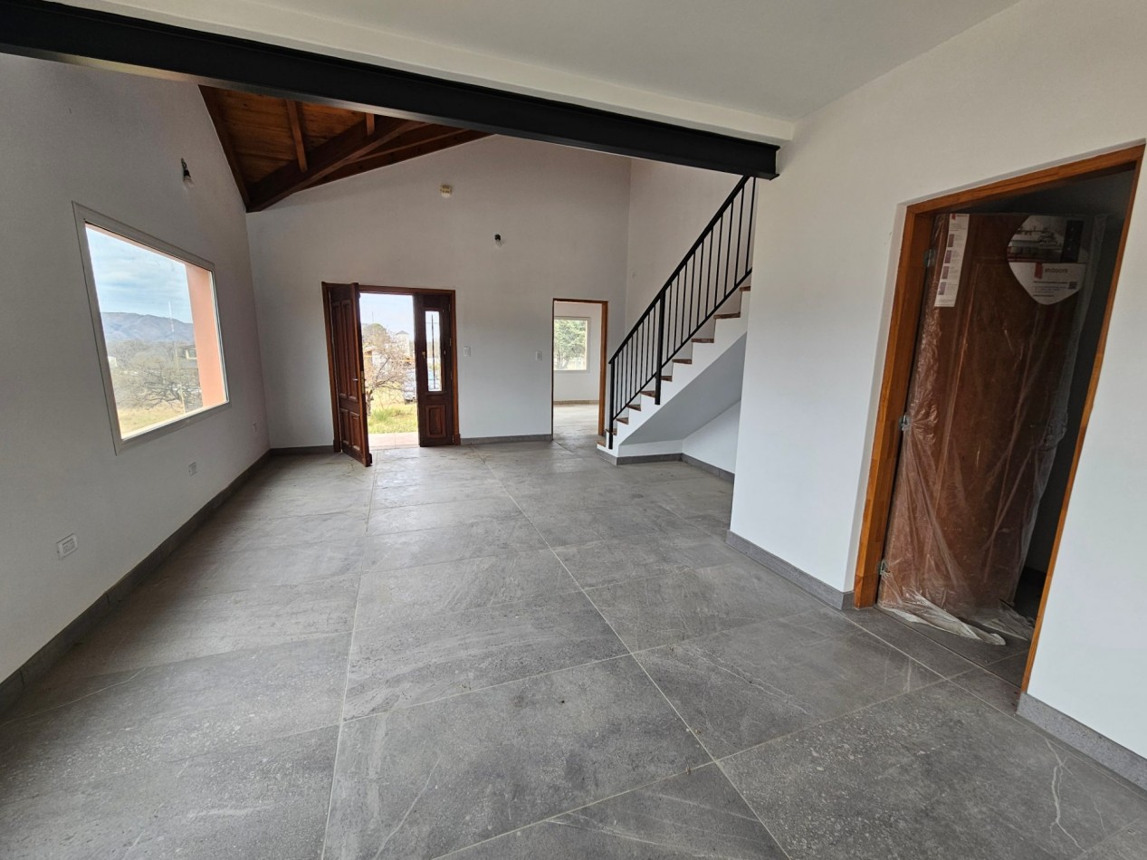 Casa Venta Los Reartes Terreno 2833 m² Barrio La Soleada Gran Vistas Sierras Grandes Y Chicas Lugar Exclusivo Servicios Subterraneos Instalados 