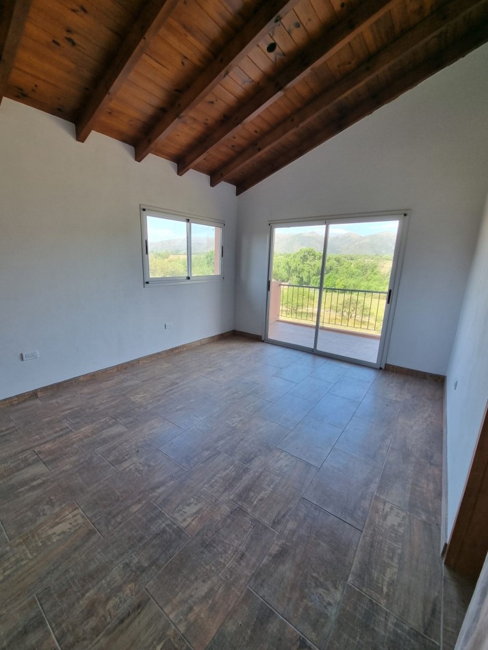 Casa Venta Los Reartes Terreno 2833 m² Barrio La Soleada Gran Vistas Sierras Grandes Y Chicas Lugar Exclusivo Servicios Subterraneos Instalados 