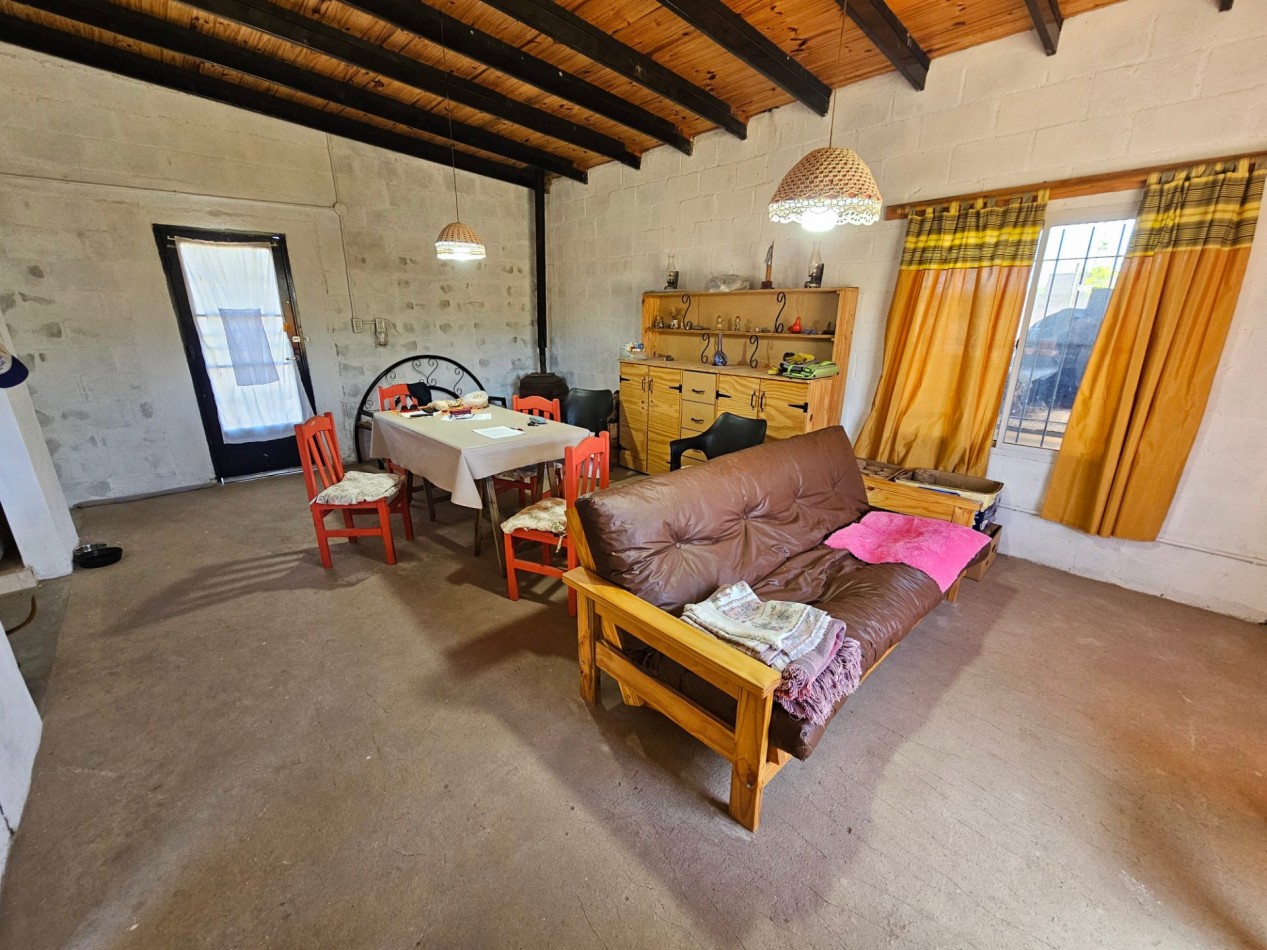 Casa Venta Santa Rosa De Calamuchita Sexto Loteo 3 Ambientes 118 M² Construidos Gran Terreno Jardin 