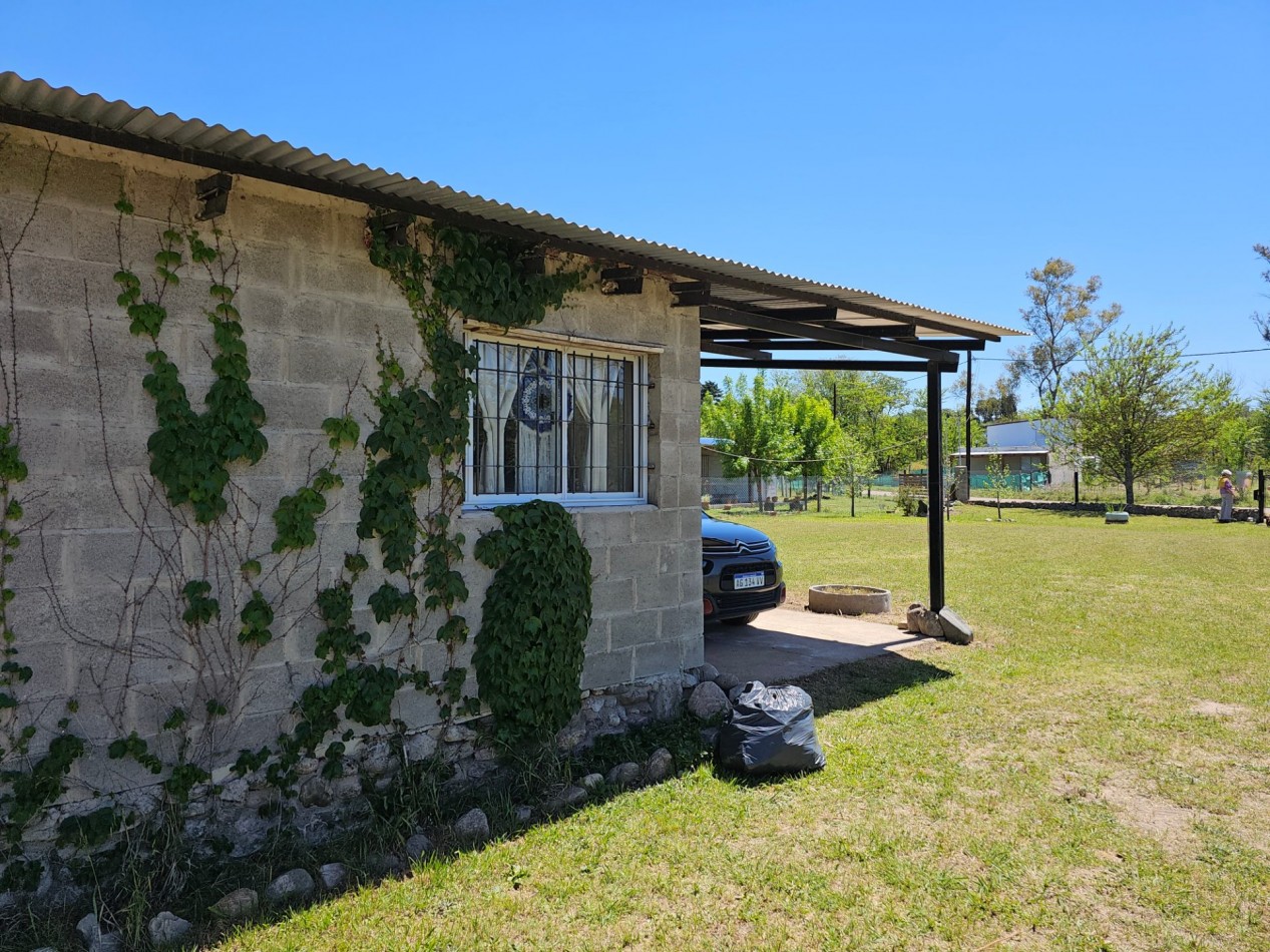 Casa Venta Santa Rosa De Calamuchita Sexto Loteo 3 Ambientes 118 M² Construidos Gran Terreno Jardin 