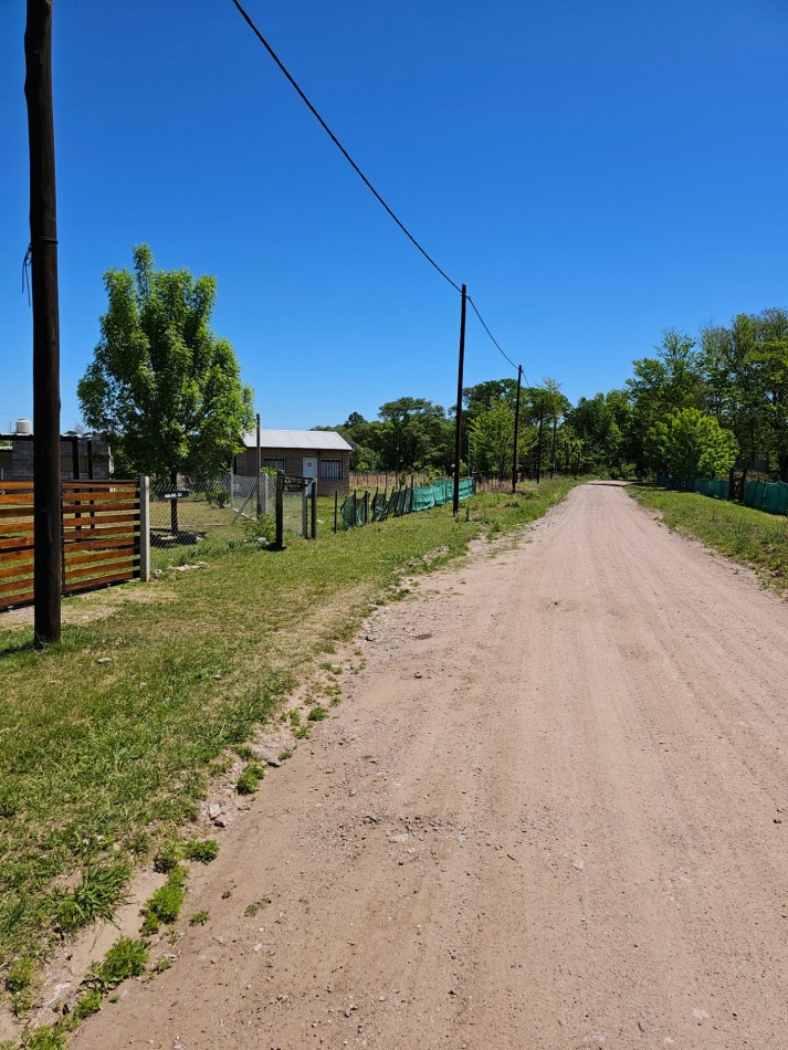Casa Venta Santa Rosa De Calamuchita Sexto Loteo 3 Ambientes 118 M² Construidos Gran Terreno Jardin 