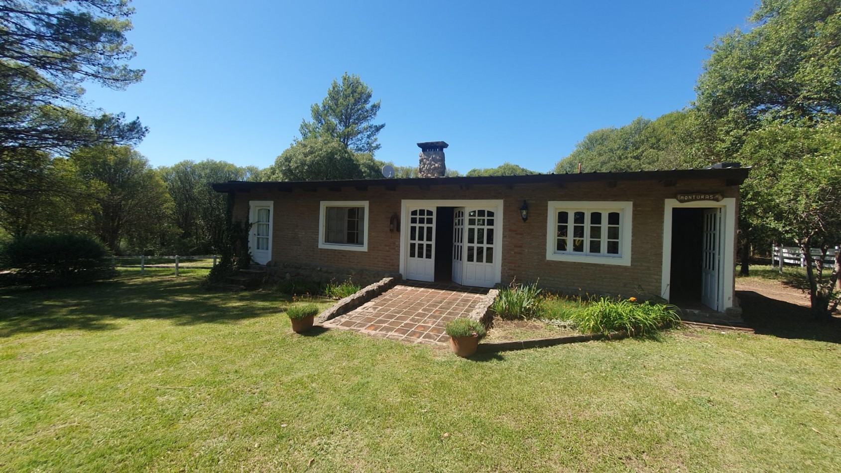 Casa en Venta con Gran Parque de 2 Hectareas Forestadas. Lugar Exclusivo