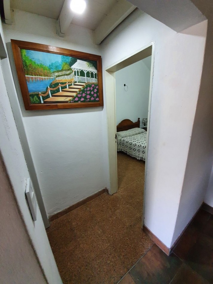 Casa Venta con Departamento Anexo De Dos Dormitorios Santa Rosa De Calamuchita Excelente Ubicacion Gas Natural Agua Luz Escritura 