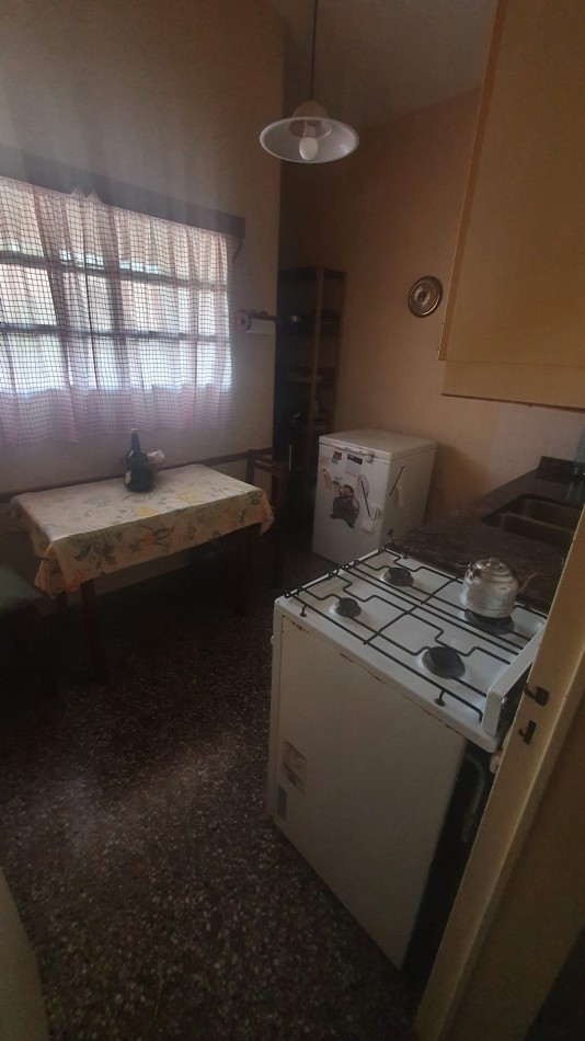 Casa Venta Villa General Belgrano a 150 metros Centro Esquina Comercial Apto Desarrollo Locales y Departamentos Todos los Servicios. 