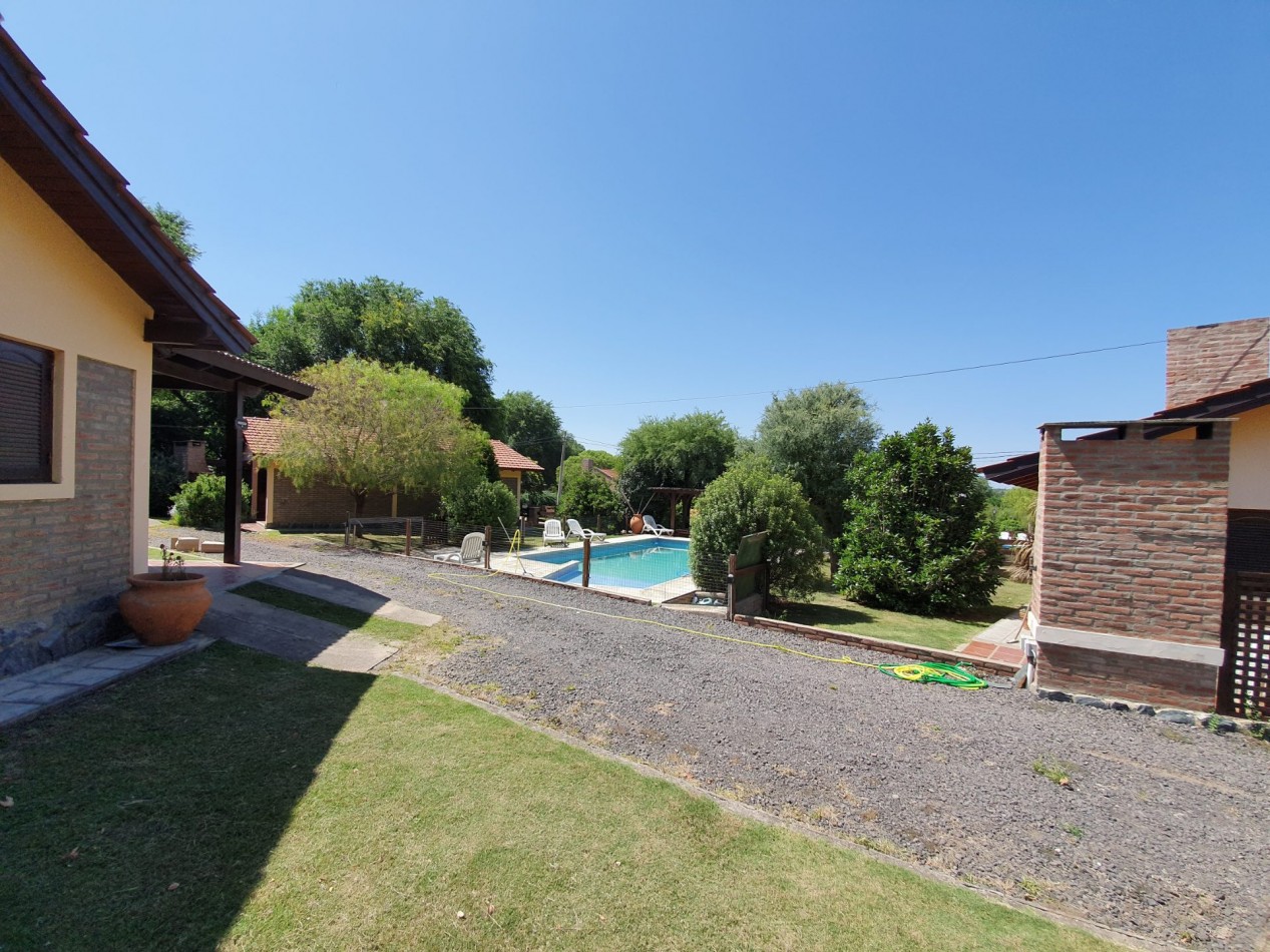 6 Cabañas Venta Santa Rosa de Calamuchita B° Loma Hermosa 200 metros Rio 600 metros Centro Piscina Luz Agua Escritura 